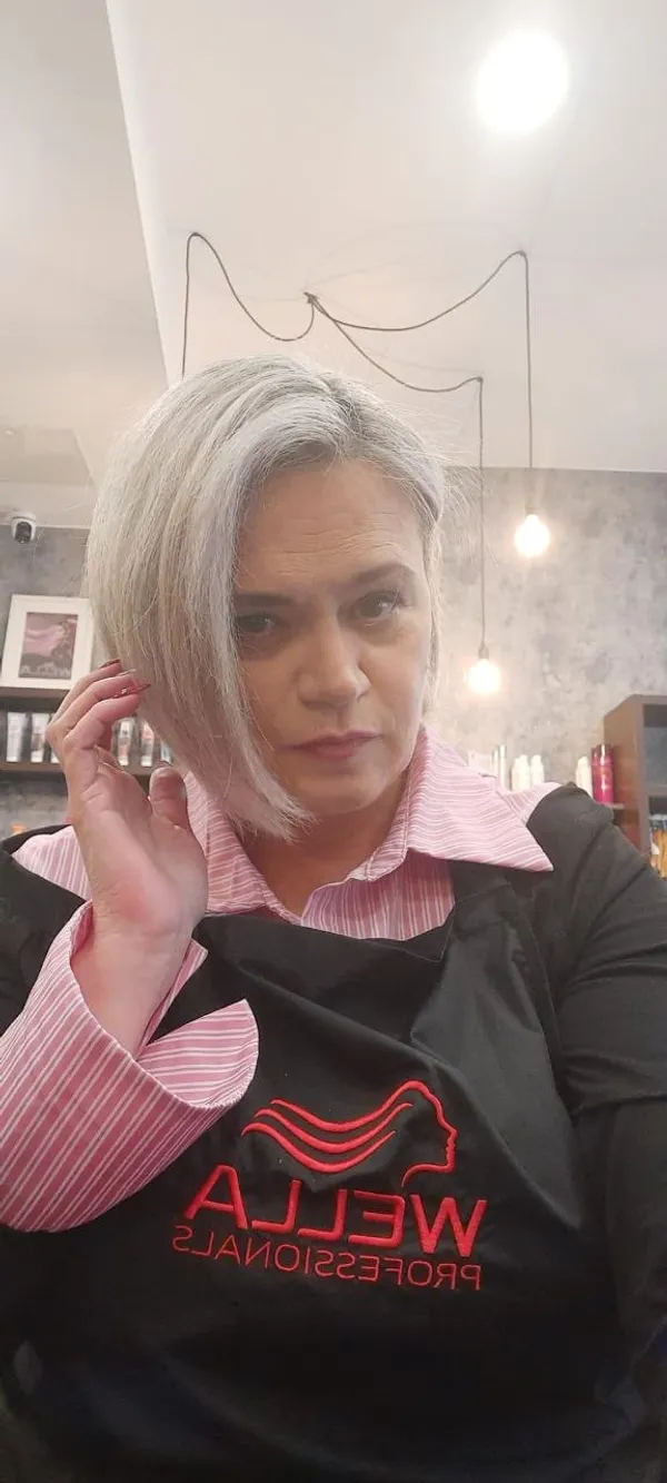 Irmana im Salon